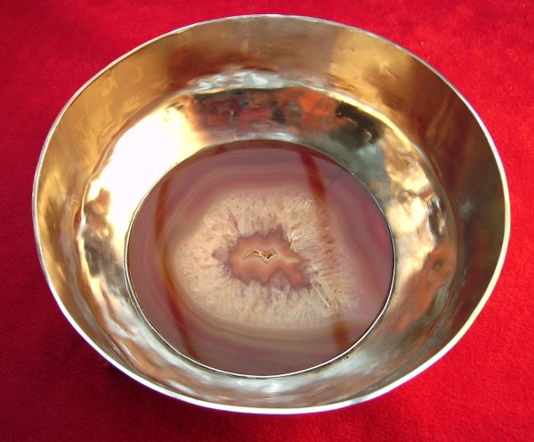 Agate bowl (view of interior)